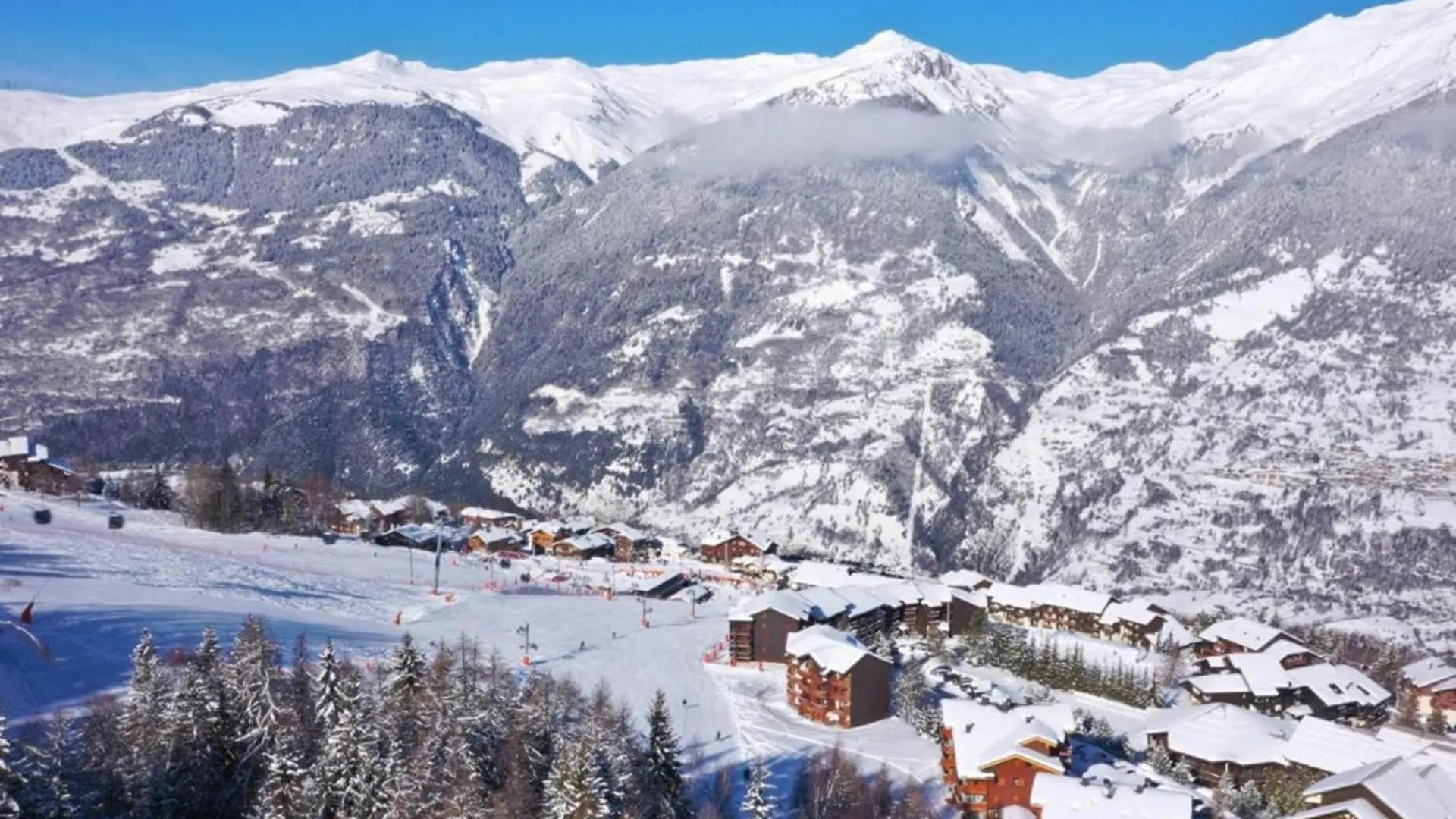 Volets Verts La Plagne 0*,  France